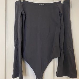 Express bell sleeve body suit